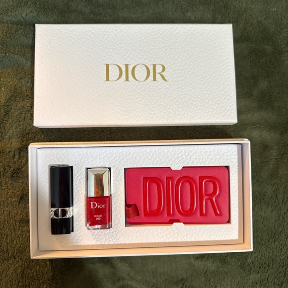 Dior Red Gift Set - Picture 1 of 3